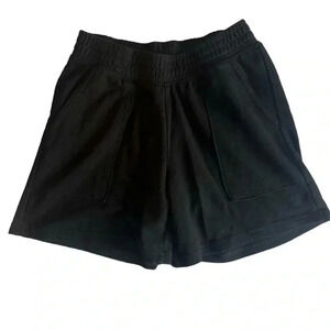 DIVIDED shorts - Size XS